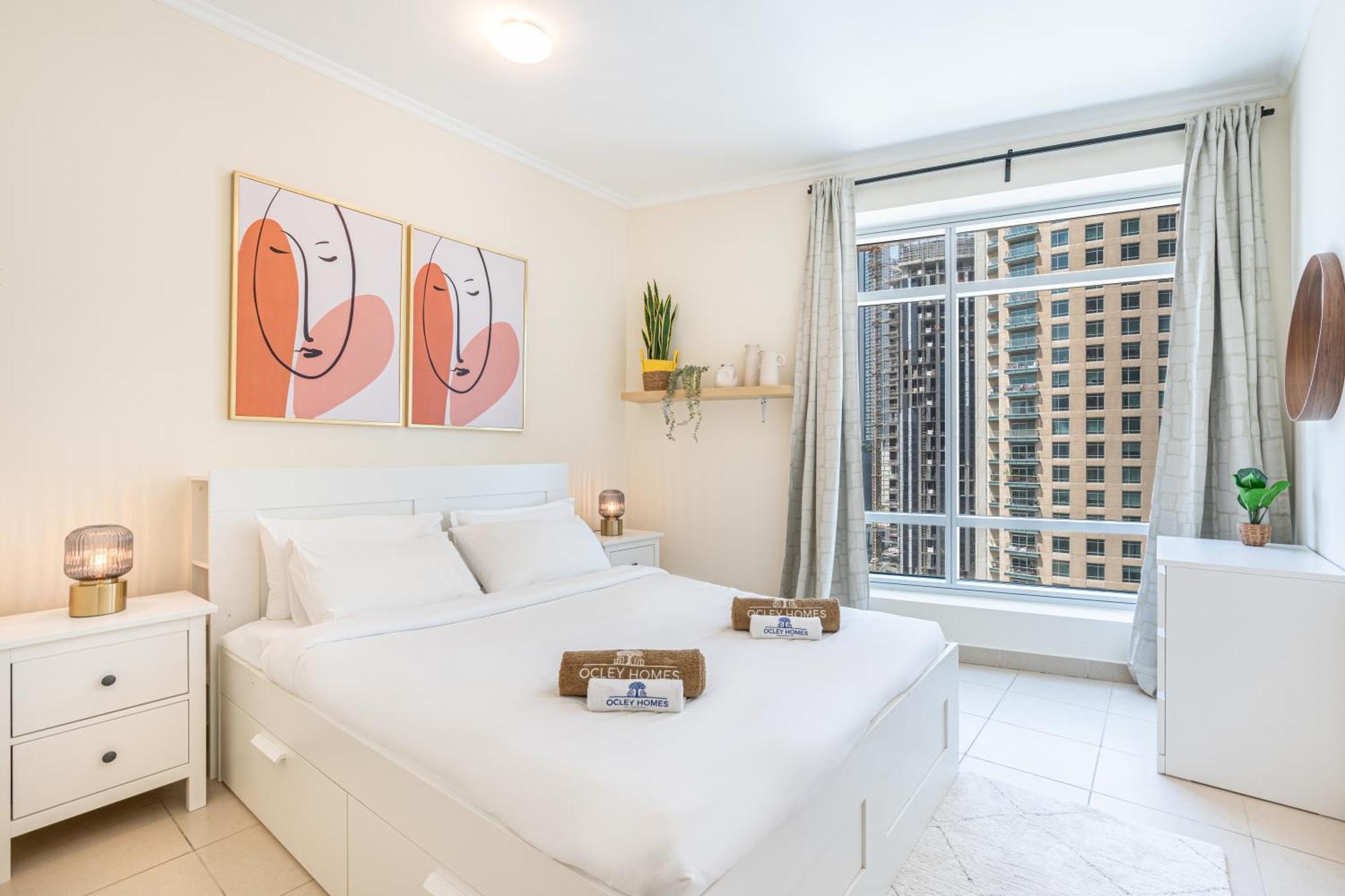 Premium With Panoramic Burj Khalifa Views *