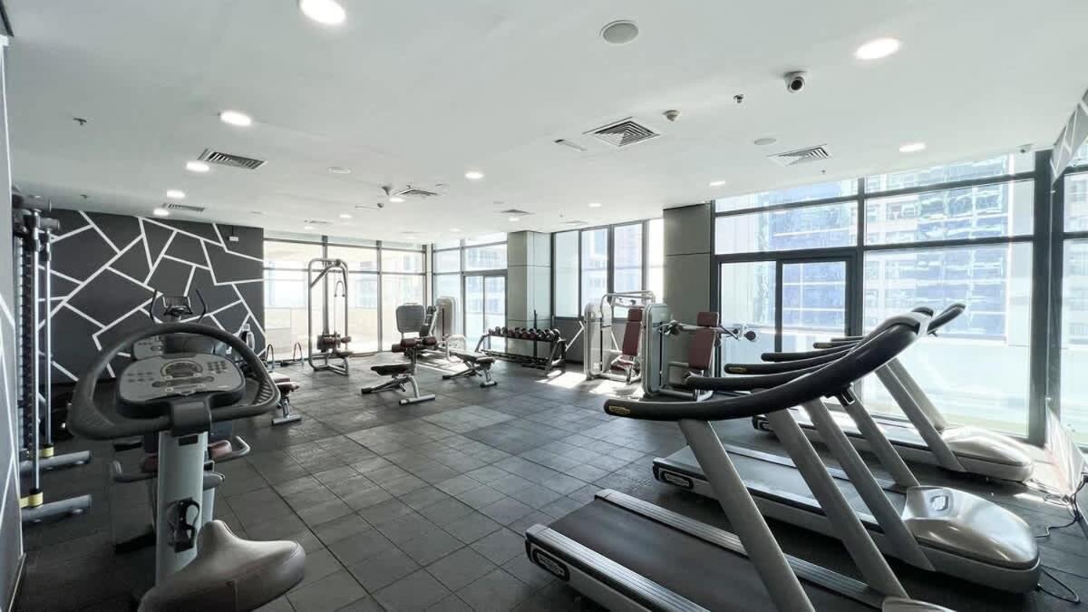Chic 1br With Stunning Views Apartment *