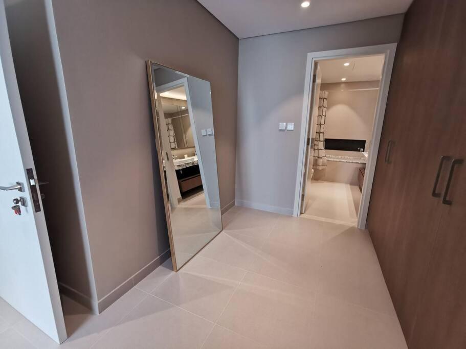 Like - 5401 Modern With Burj Khalifa View * Dubai