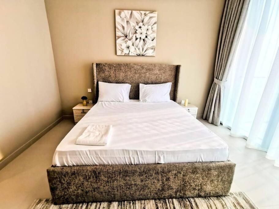 Apartment Like - 5401 Modern With Burj Khalifa View Dubai