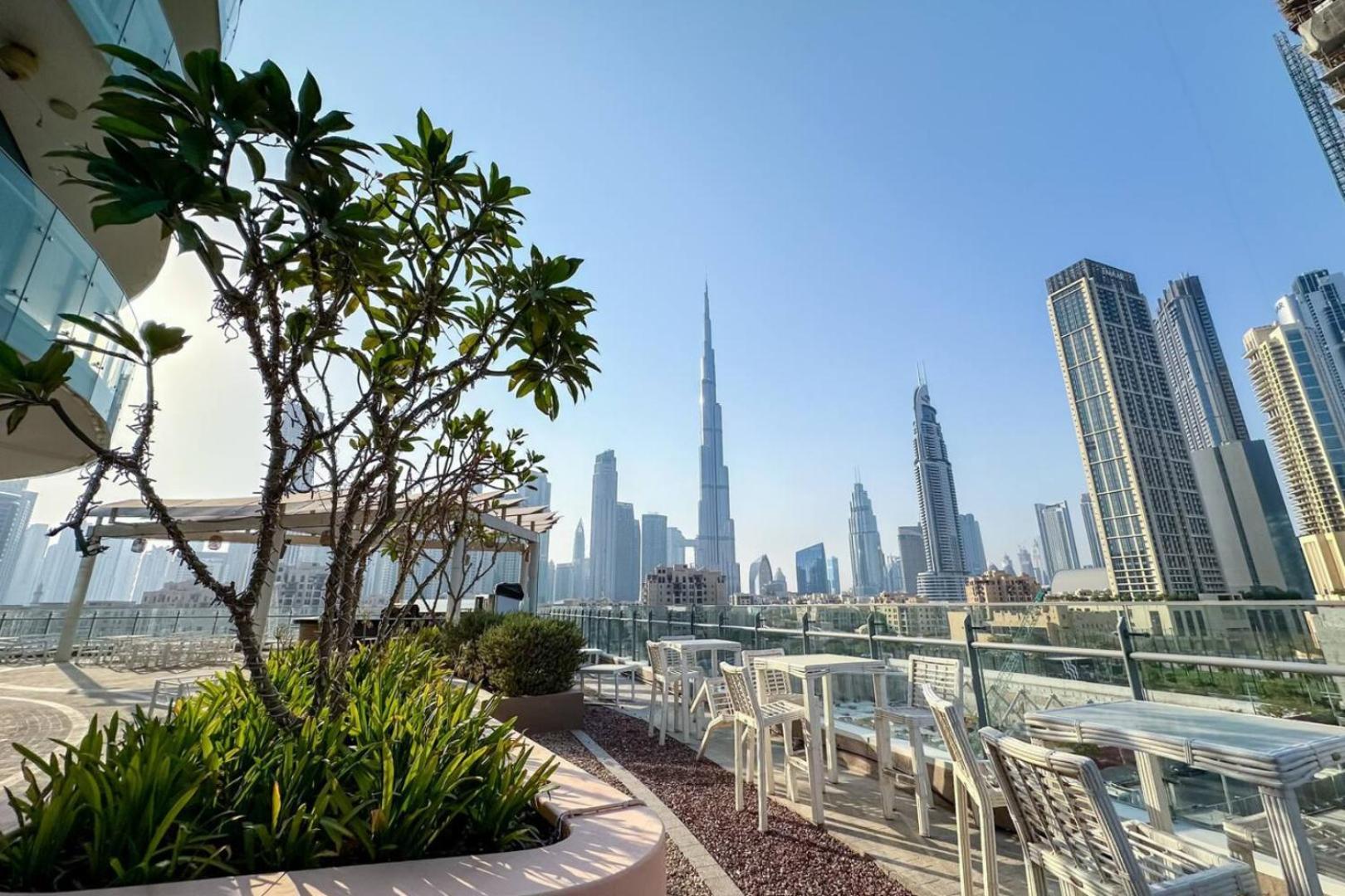 Burj Khalifa View 2 Bedroom In Downtown Dubai