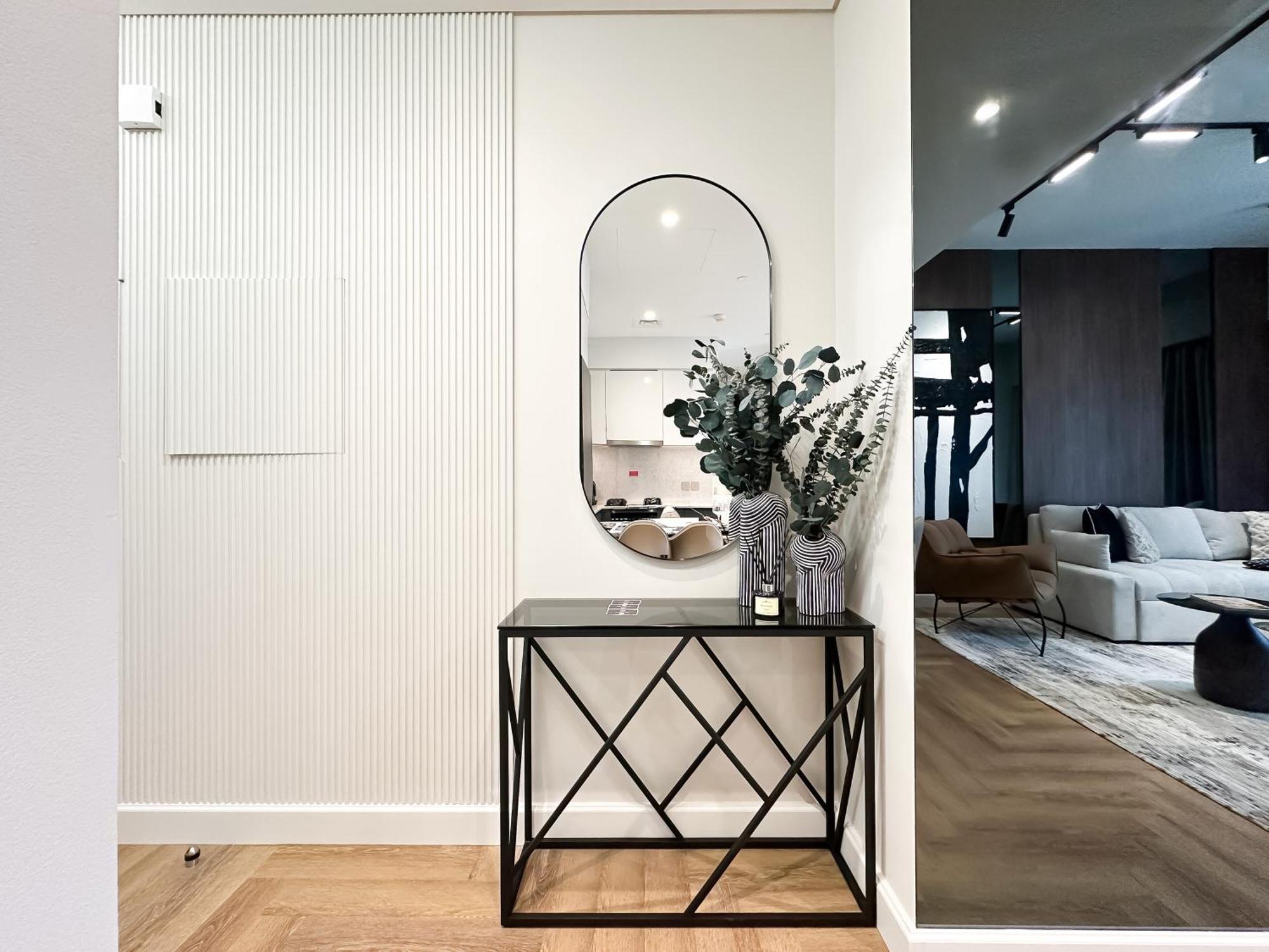 Apartment Downtown Elegance - Stylish Urban Retreat *