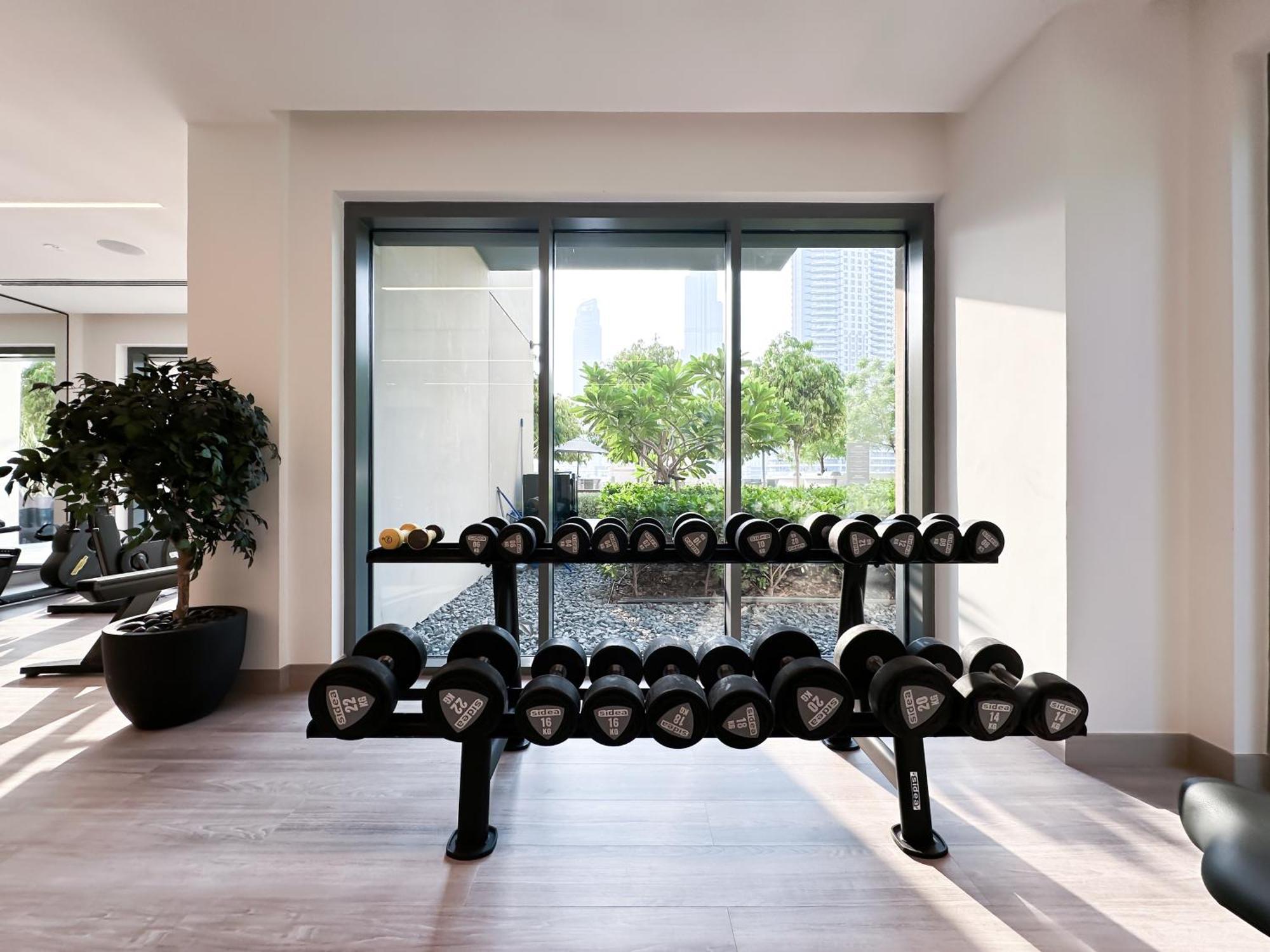 Downtown Elegance - Stylish Urban Retreat Apartment Dubai