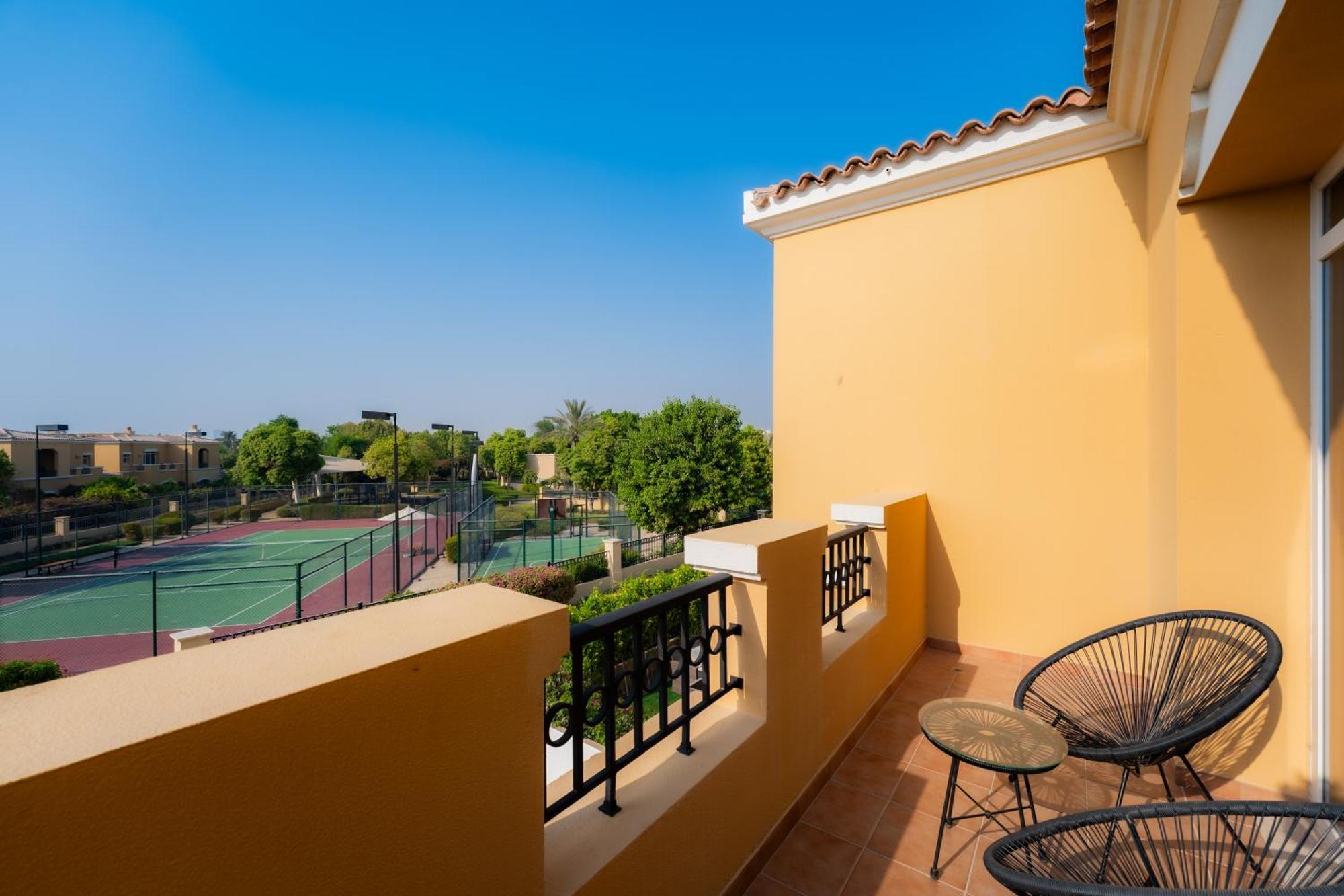 Luxury In Ranches 1, On Pool And Park Villa *