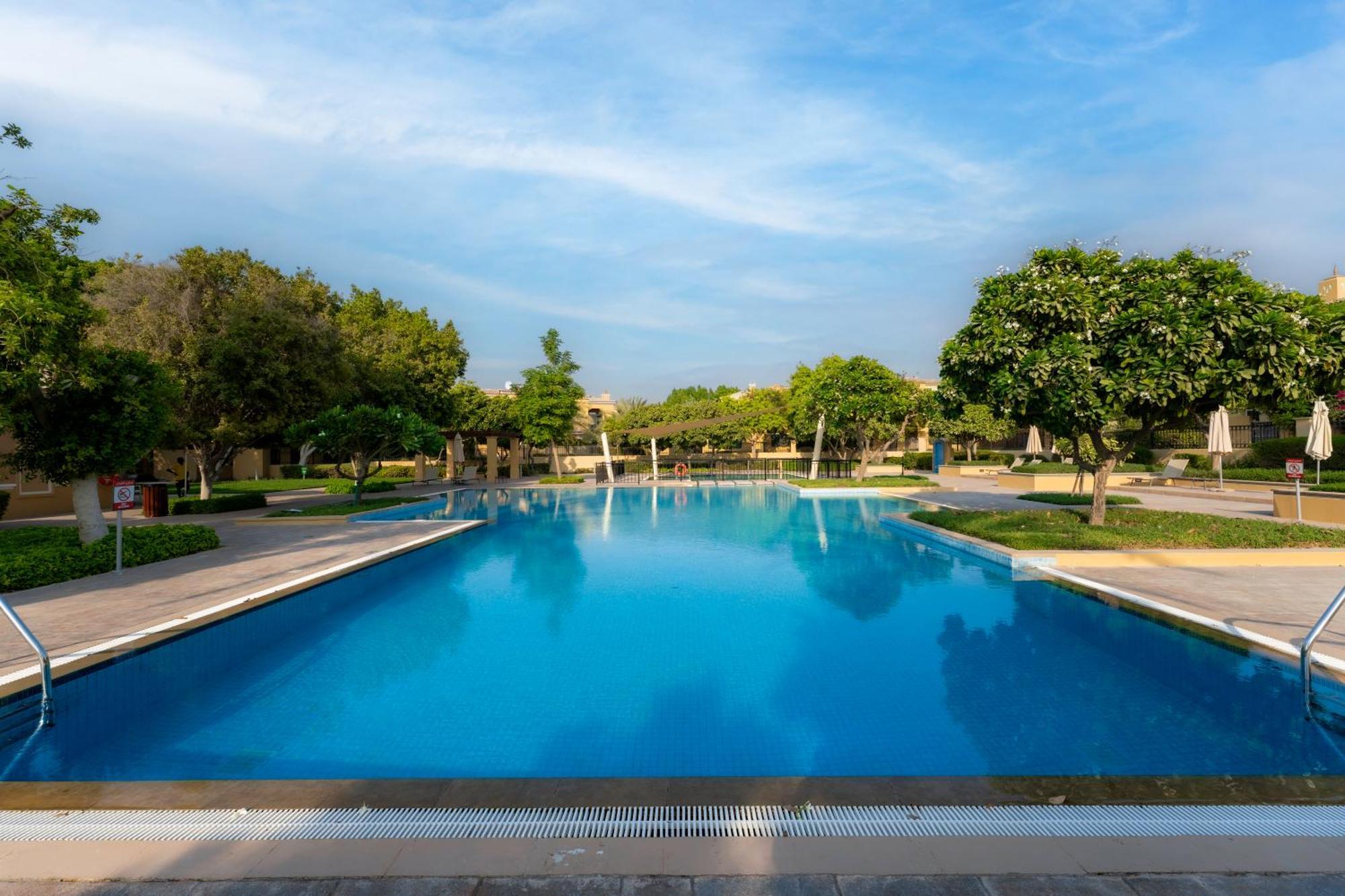 Luxury In Ranches 1, On Pool And Park Villa