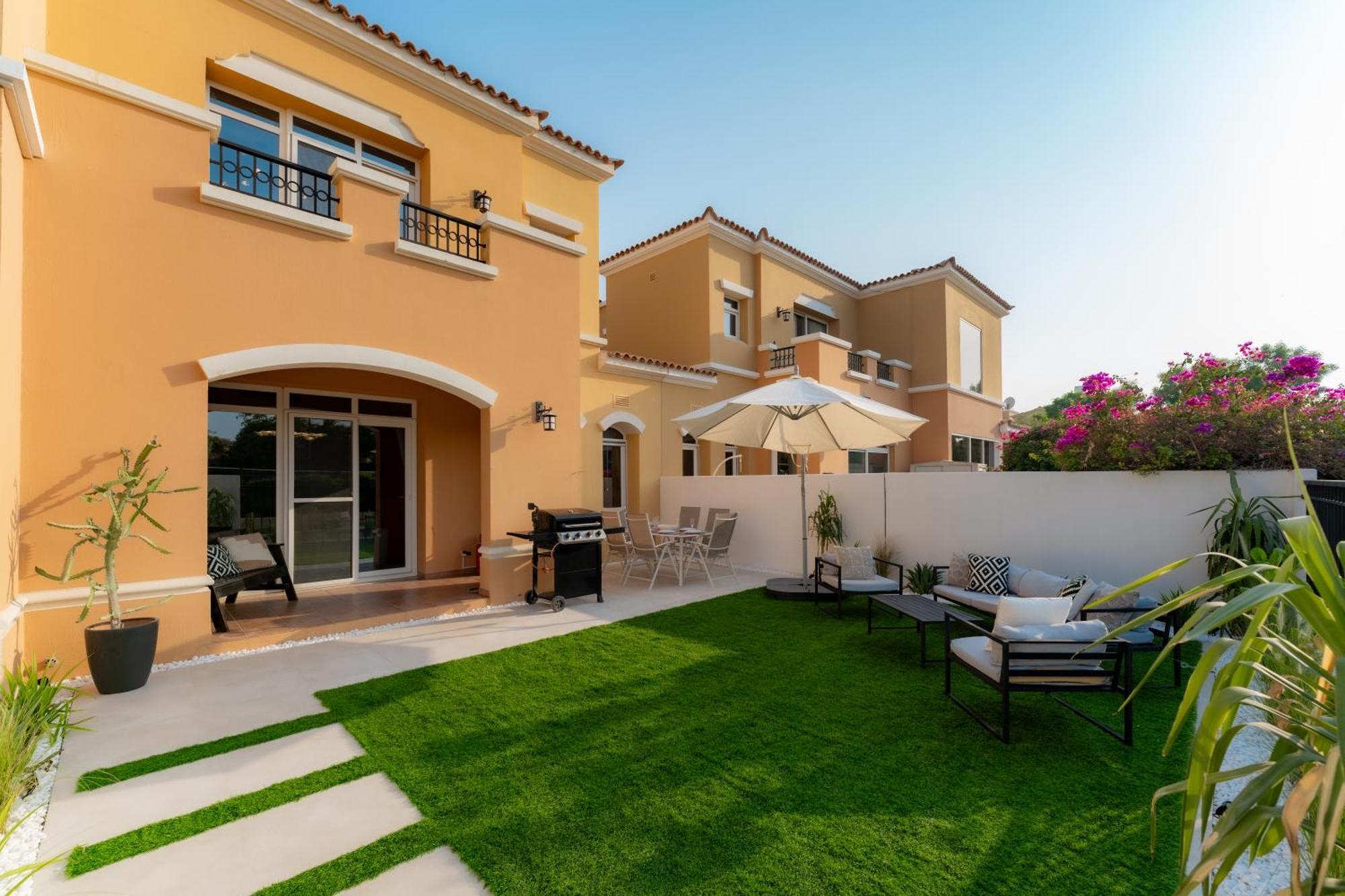 Luxury In Ranches 1, On Pool And Park Villa