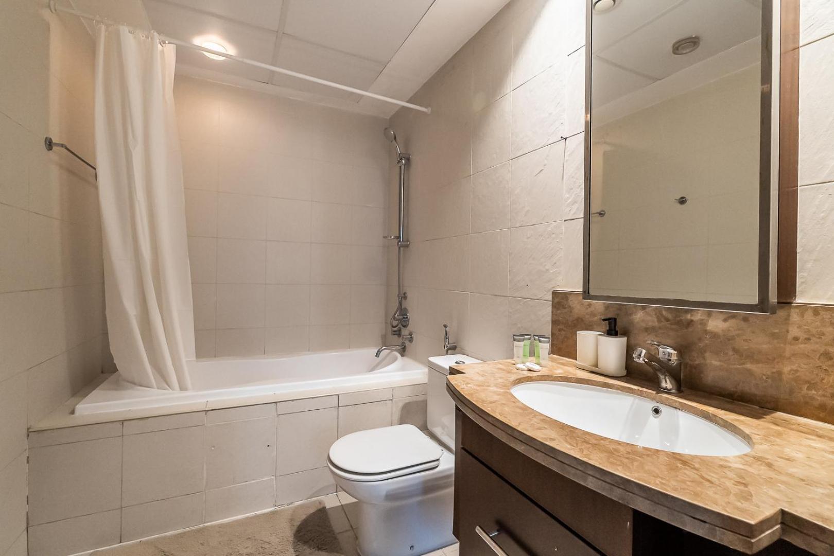 Spacious 1bdr Downtown I Standpoint Tower Apartment