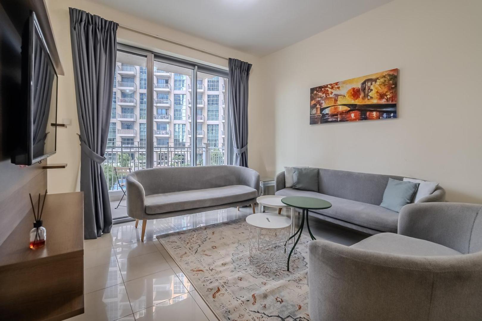 Spacious 1bdr Downtown I Standpoint Tower Apartment Dubai