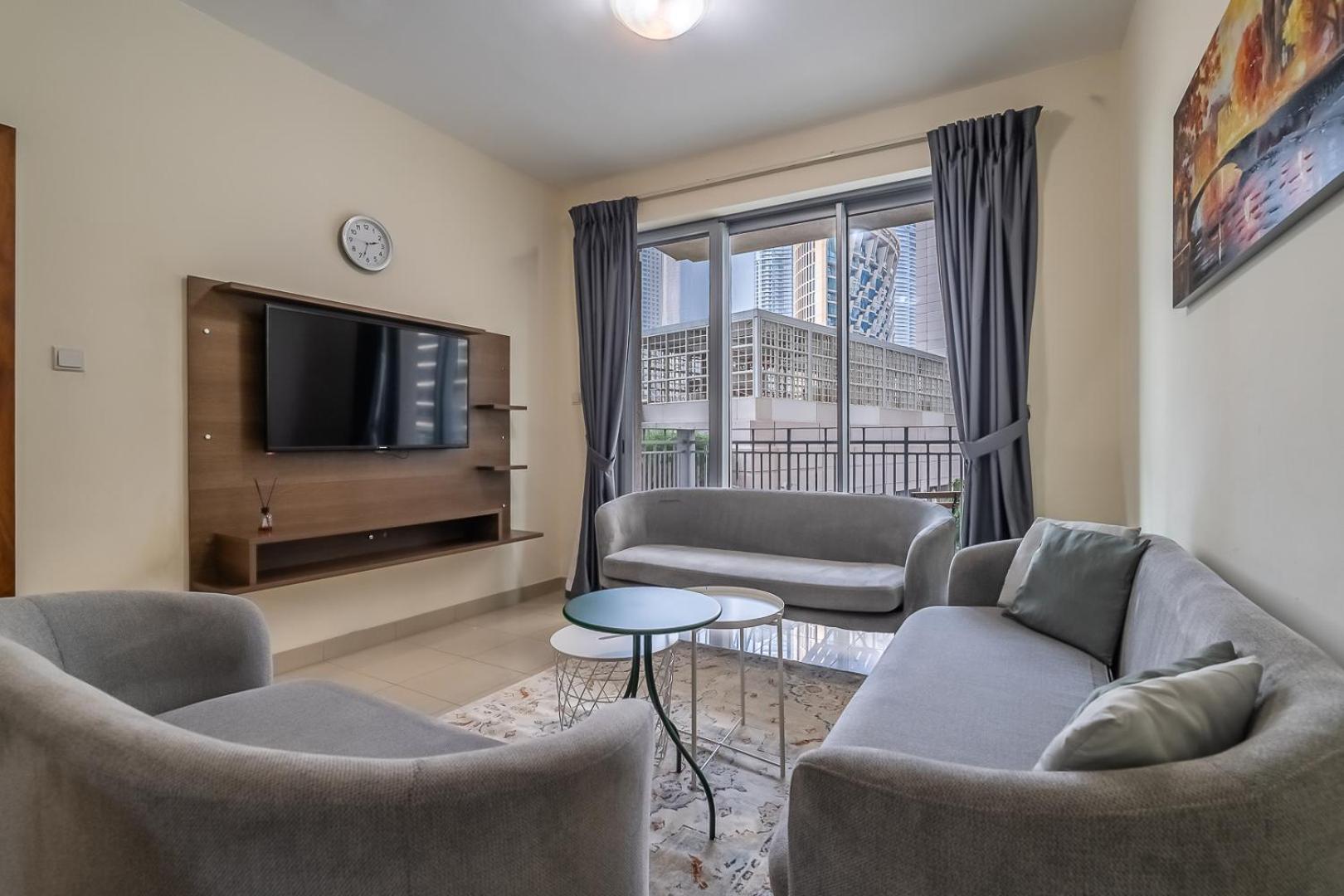 Spacious 1bdr Downtown I Standpoint Tower Apartment Dubai