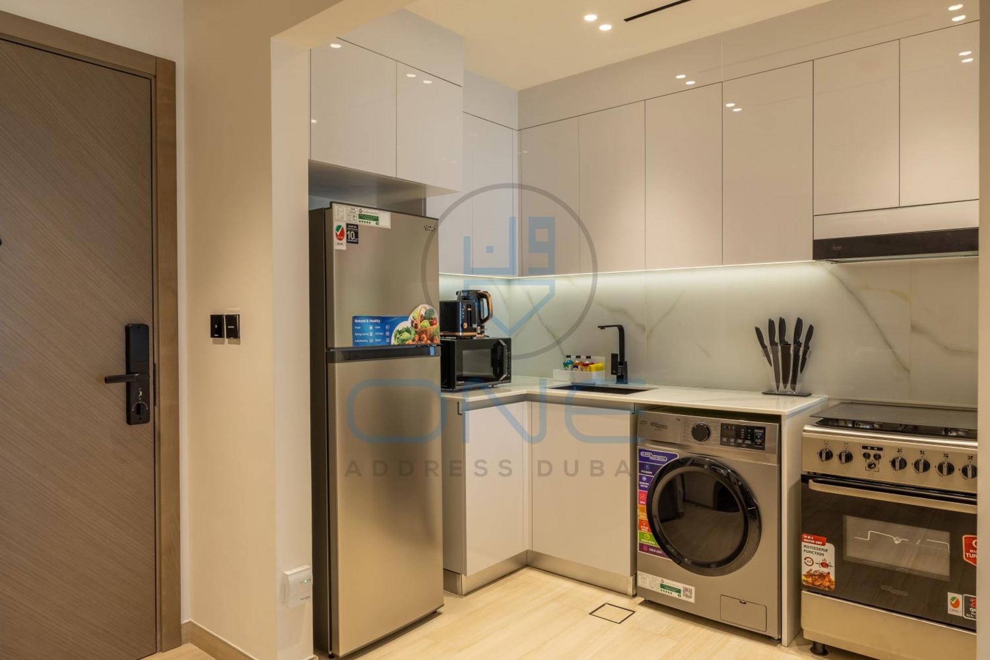 Modern 1br In Jumeirah Village Circle Apartment *