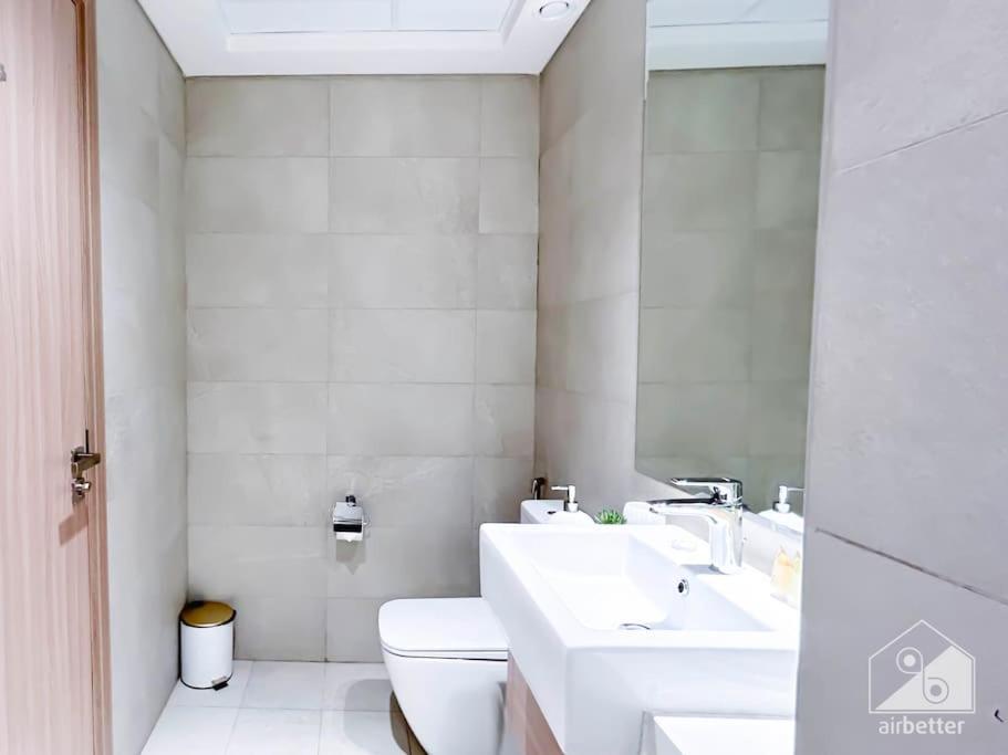 Sleek In Azizi Riviera With Modern Comforts Dubai