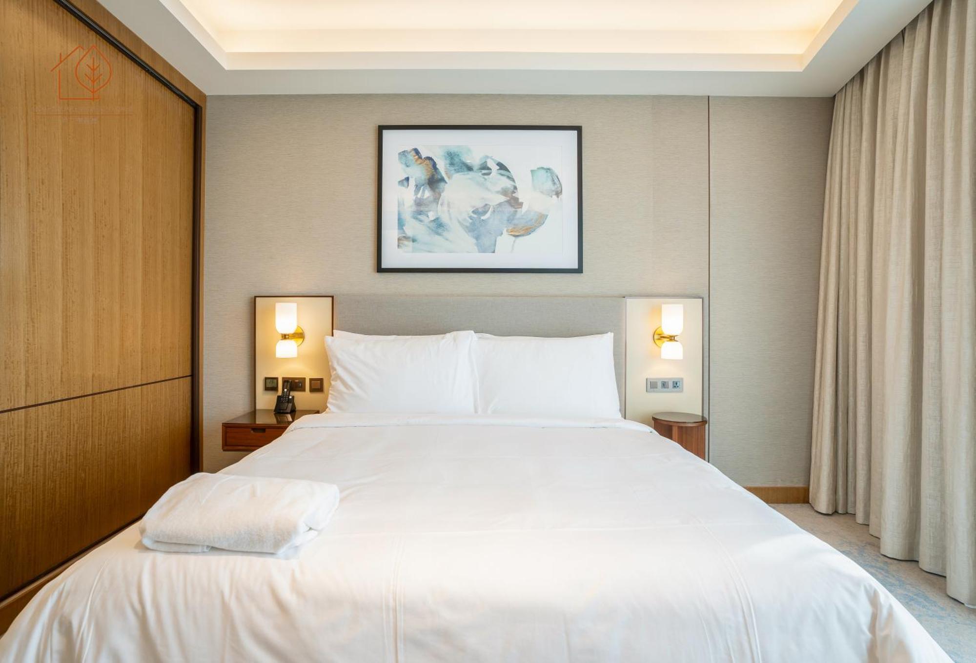 High-end 2-bed Next To Burj Khalifa 195aot2-2 * Dubai
