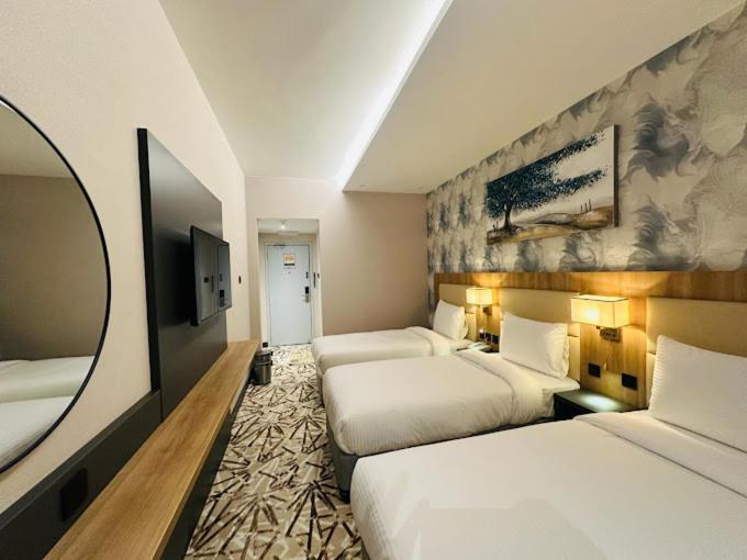Sky Park Deira Hotel *