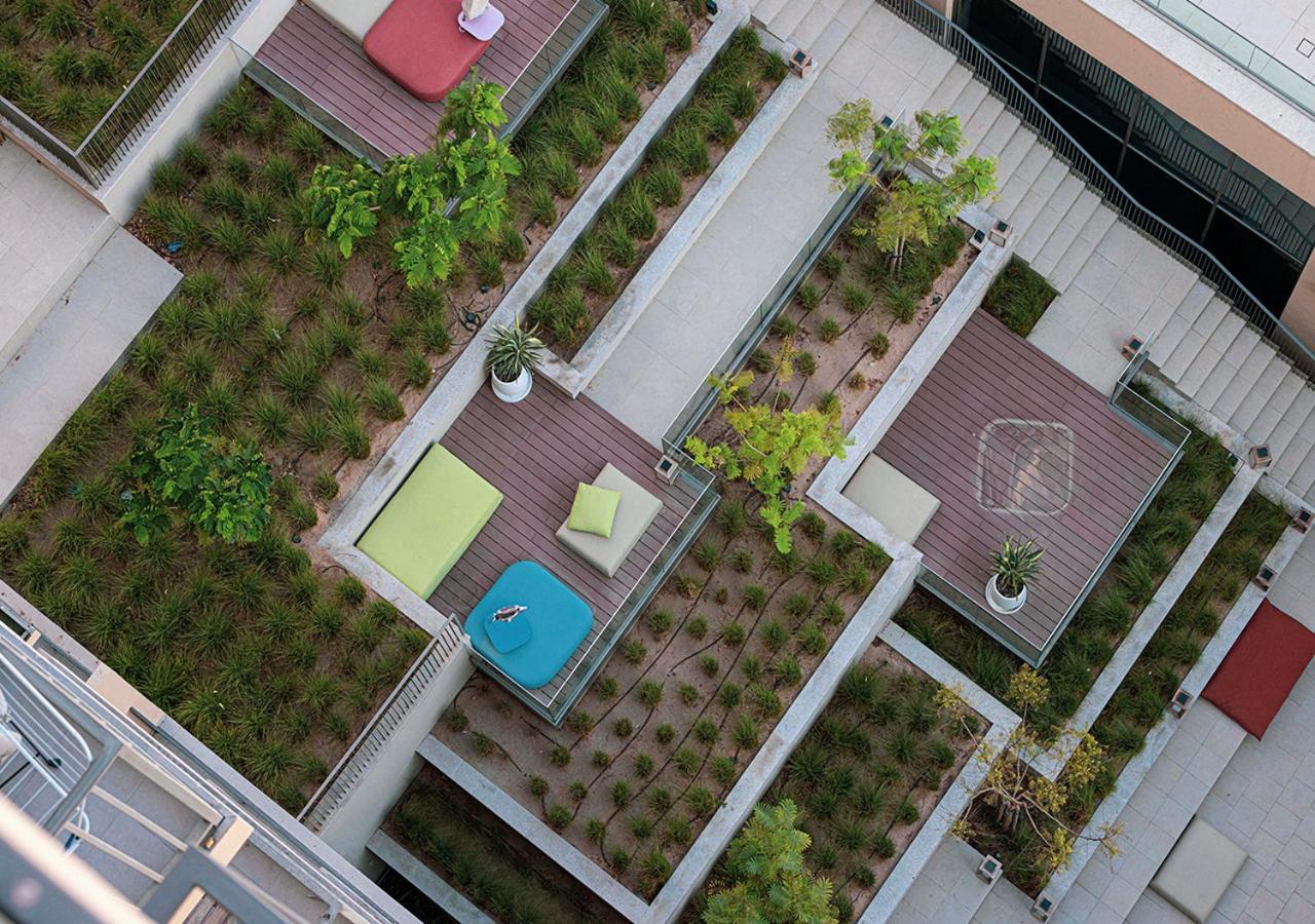 Upgraded 2bed At Collective 01 With Panoramic View Apartment