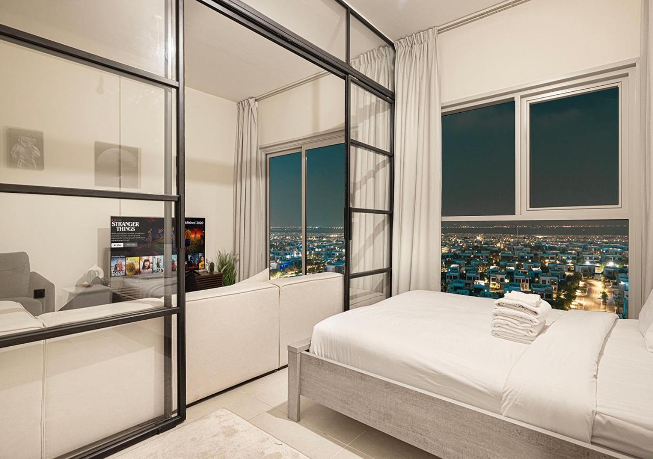 Upgraded 2bed At Collective 01 With Panoramic View * Dubai