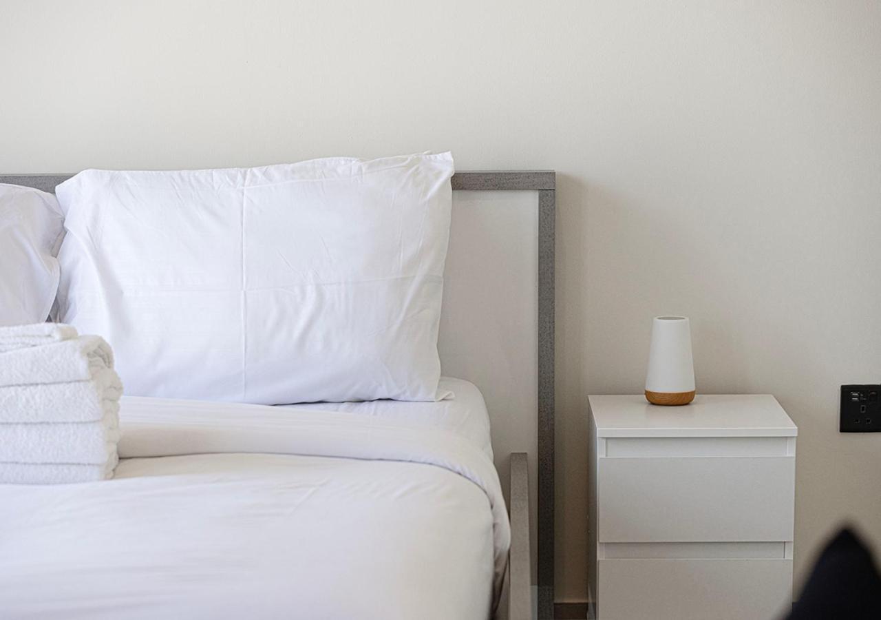 Upgraded 2bed At Collective 01 With Panoramic View Apartment
