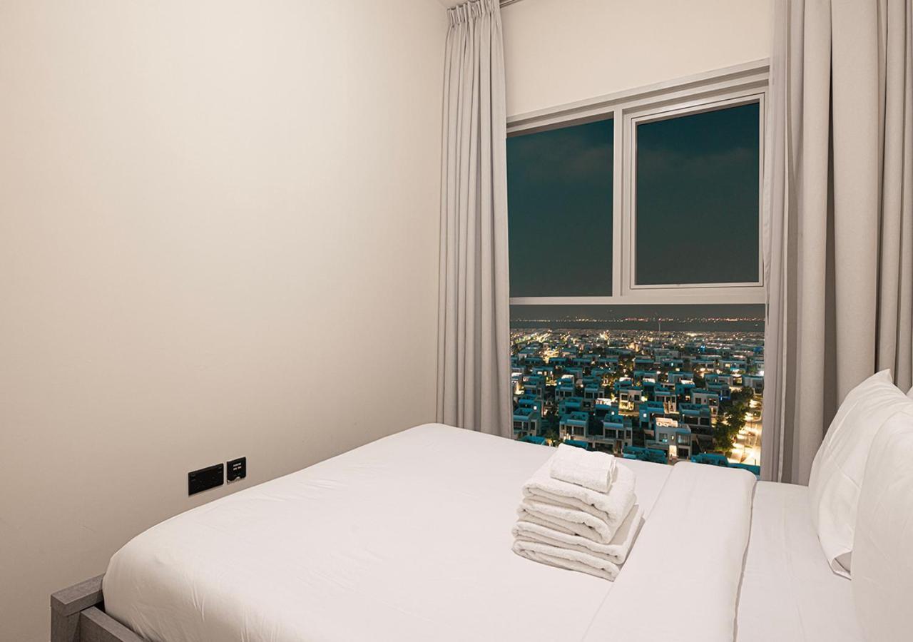 Upgraded 2bed At Collective 01 With Panoramic View Apartment Dubai