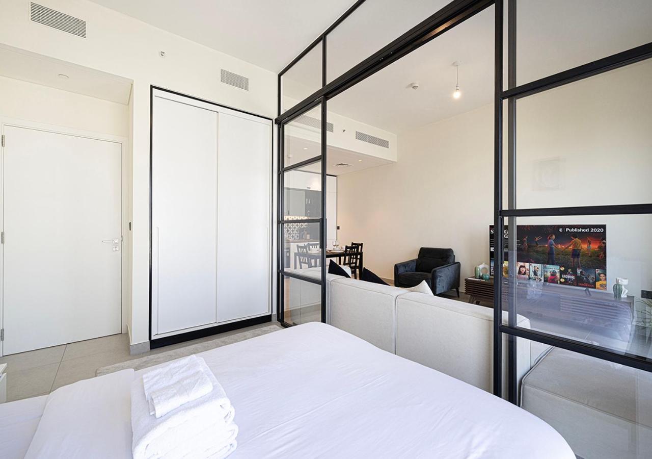 Apartment Upgraded 2bed At Collective 01 With Panoramic View Dubai