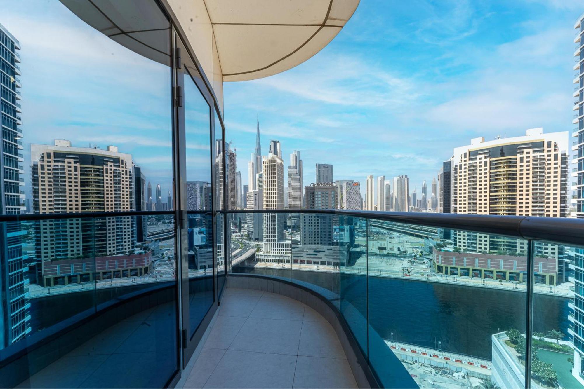 Enjoy Clear Skies 1br With Burj Khalifa Views