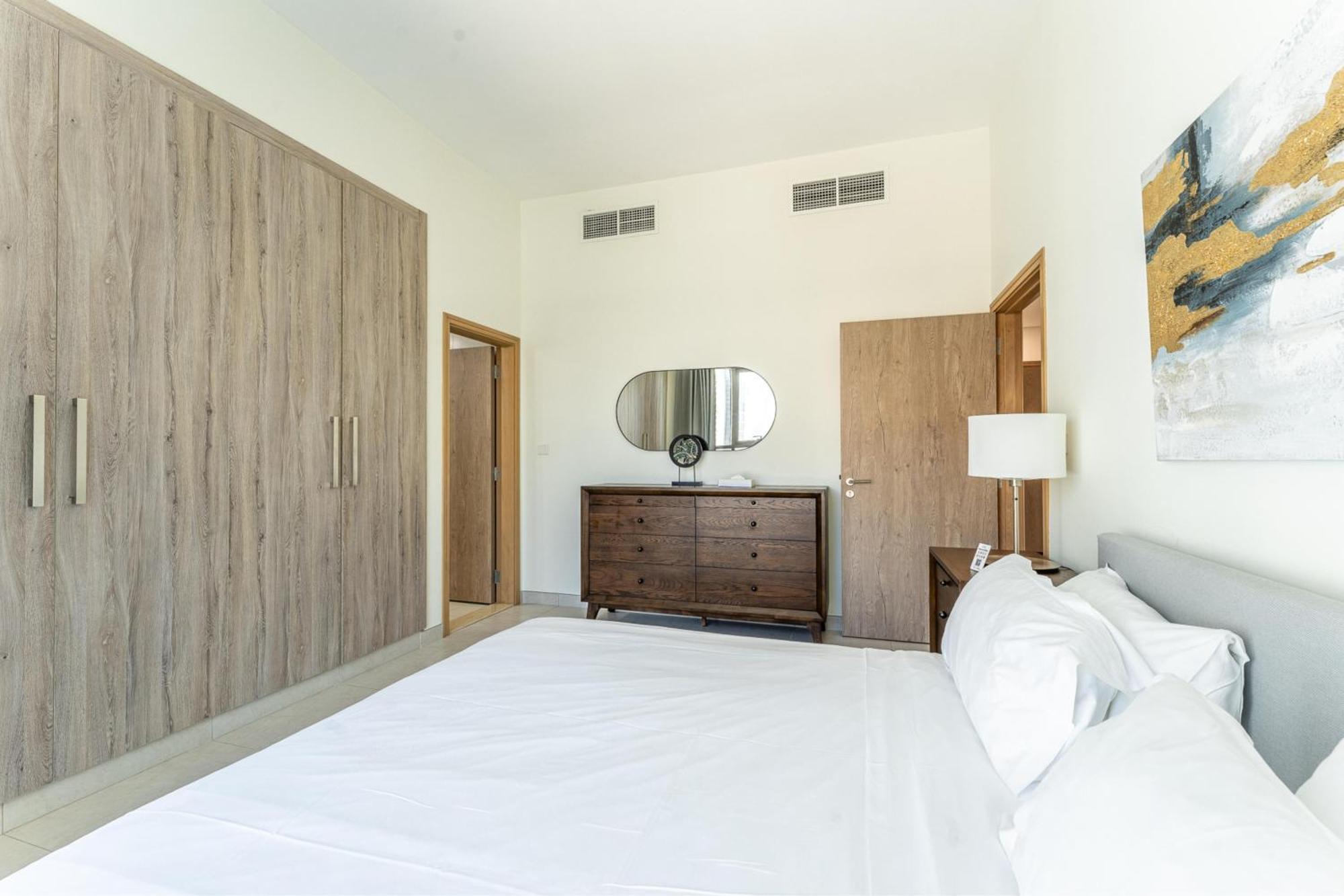 Enjoy Clear Skies 1br With Burj Khalifa Views Apartment Dubai