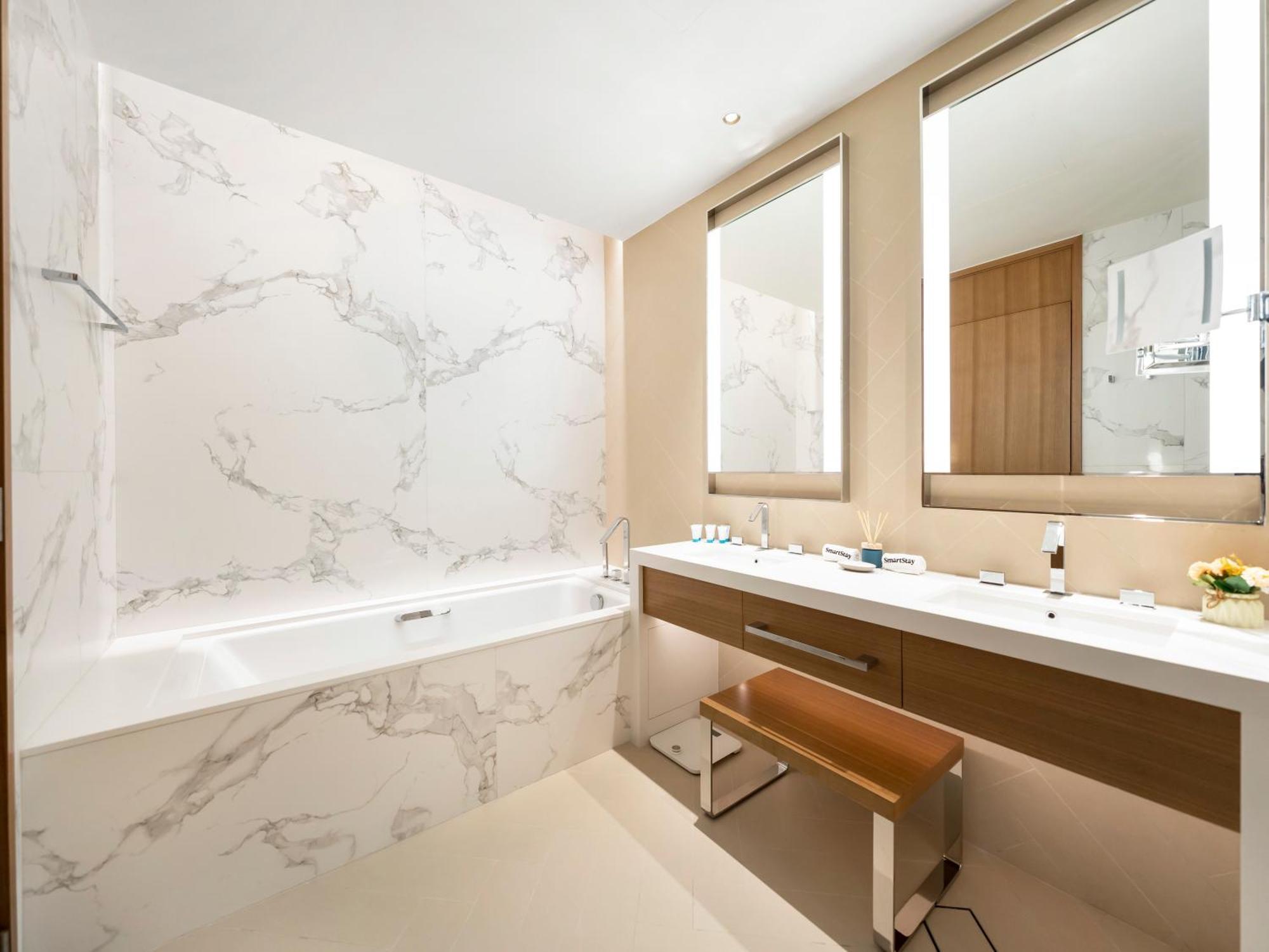 Smartstay At Address Opera - Brand New Luxury Residences - Near Burj Khalifa And Mall Dubai