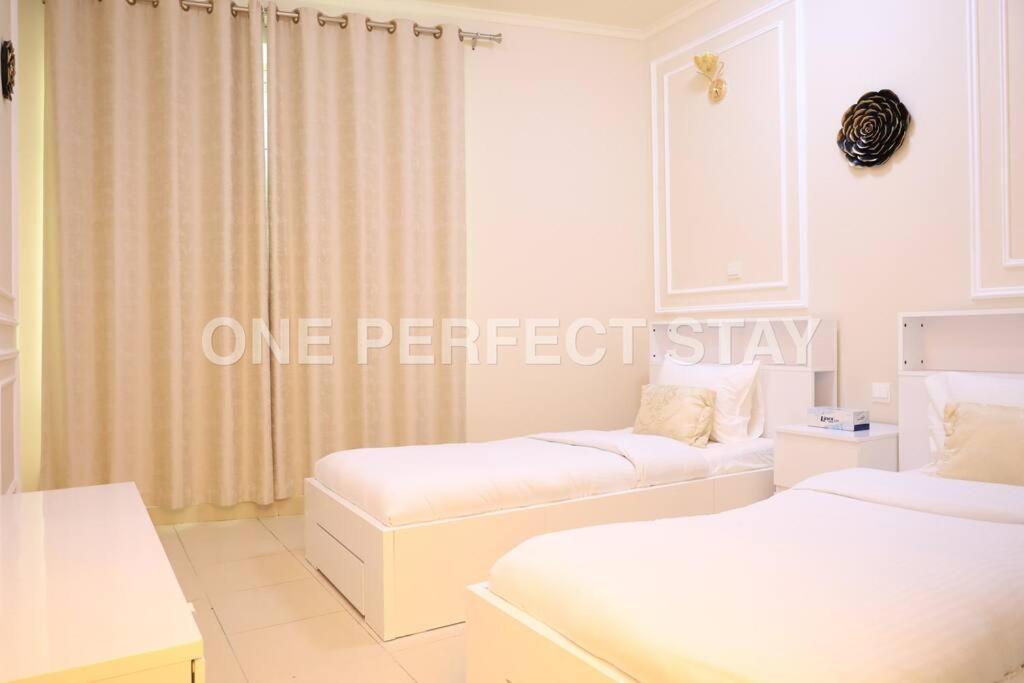 2br In Heart Of Downtown With Pool & Gym Dubai