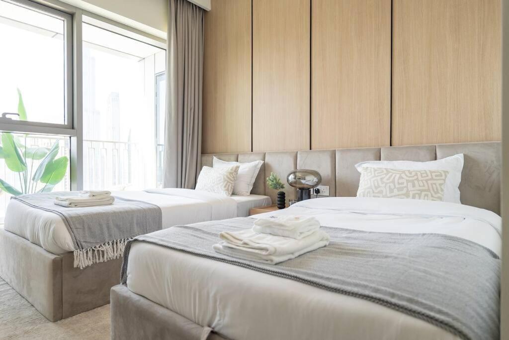 Downtown Views Open Burj View 34th Floor 2bd *