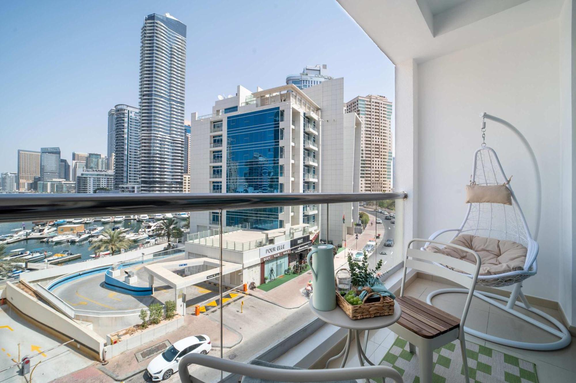 Apartment Frank Porter - Dec Tower 3