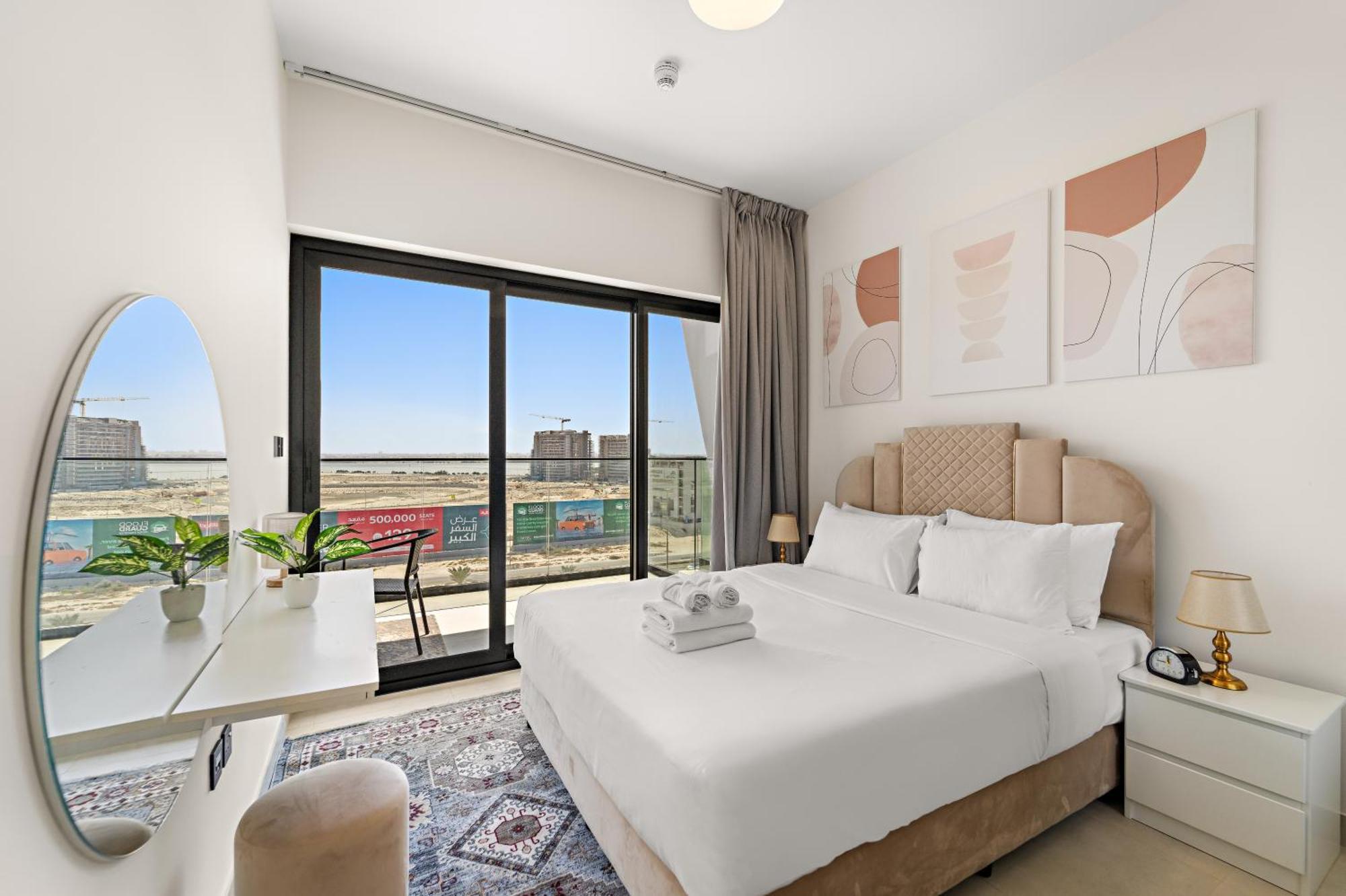 Chic 1 Bedroom With Pool, Gym & Free Parking Dubai