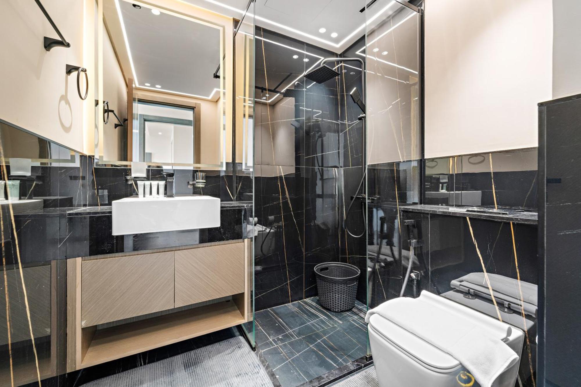 Chic 1 Bedroom With Pool, Gym & Free Parking Dubai