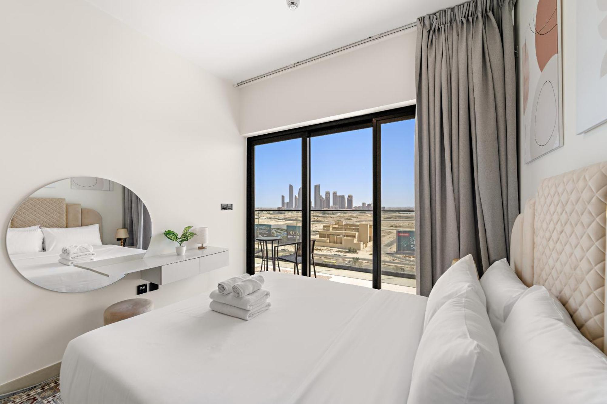 Chic 1 Bedroom With Pool, Gym & Free Parking * Dubai