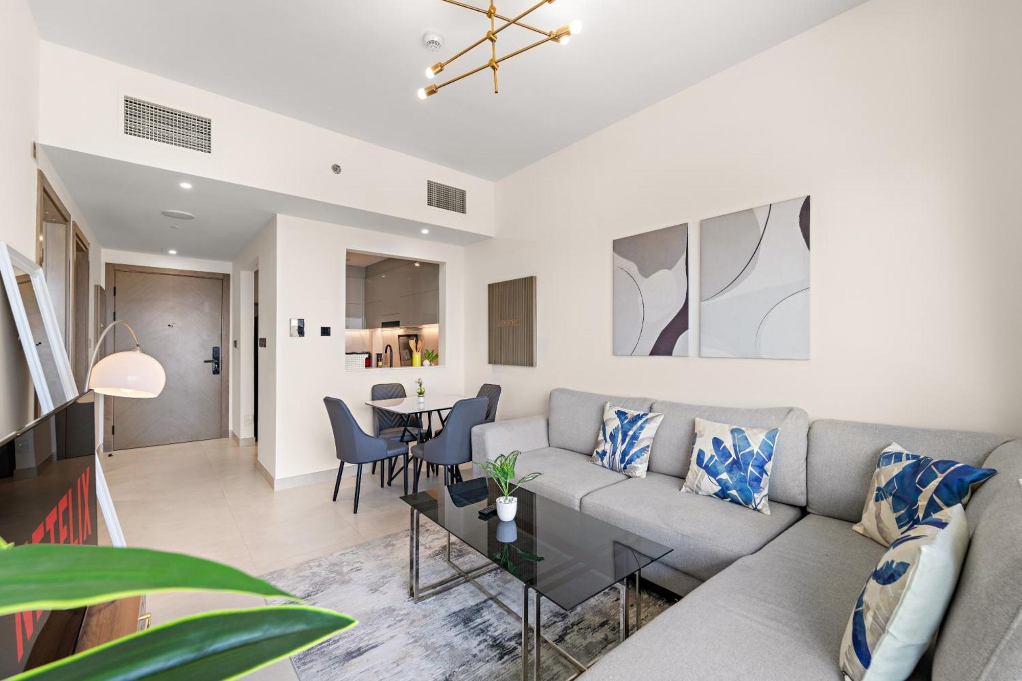 Chic 1 Bedroom With Pool, Gym & Free Parking Apartment