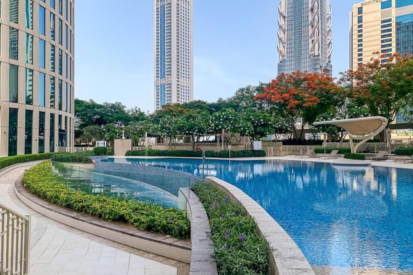 Burj Vista Ii - Luxury Two Bedroom With Full Burj View Dubai