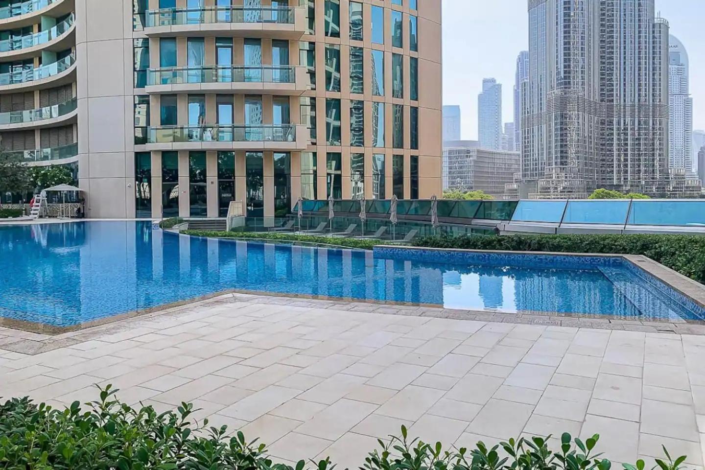 Burj Vista Ii - Luxury Two Bedroom With Full Burj View Dubai