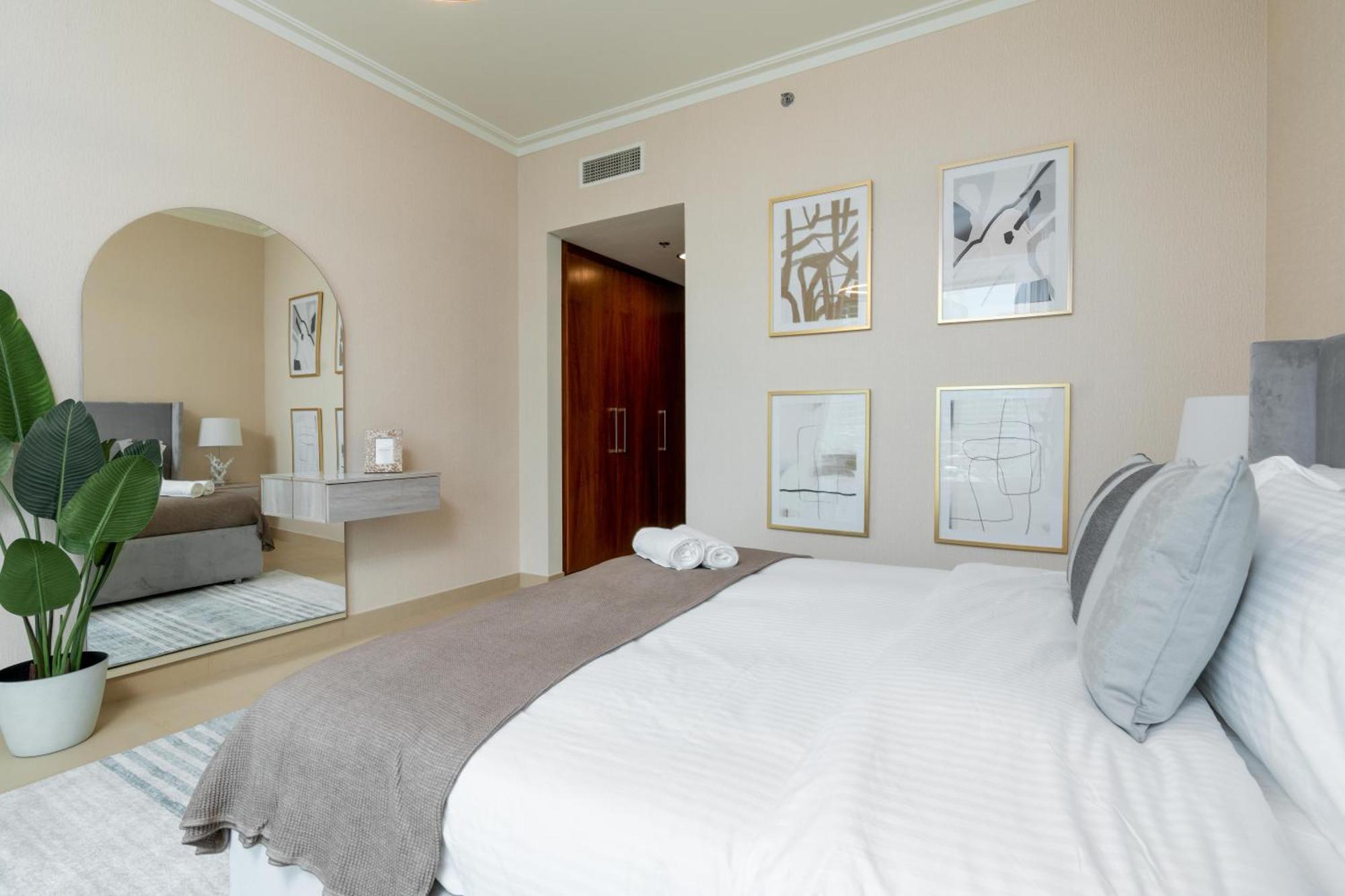 Burj Vista Ii - Luxury Two Bedroom With Full Burj View * Dubai