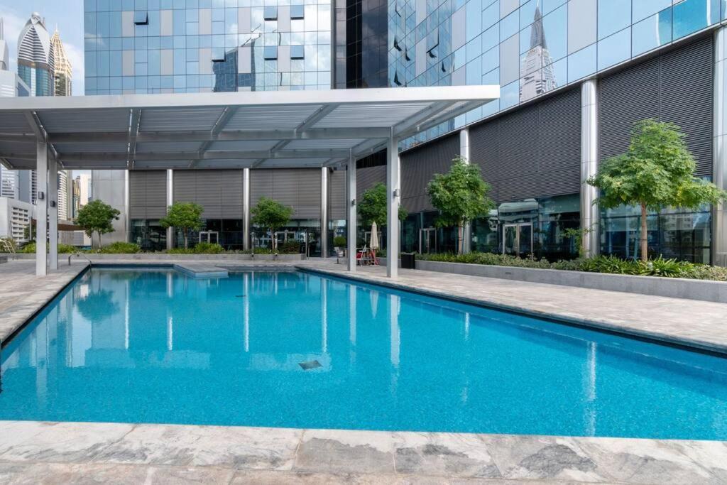 First Class 1br Luxurious Difc Retreat Dubai