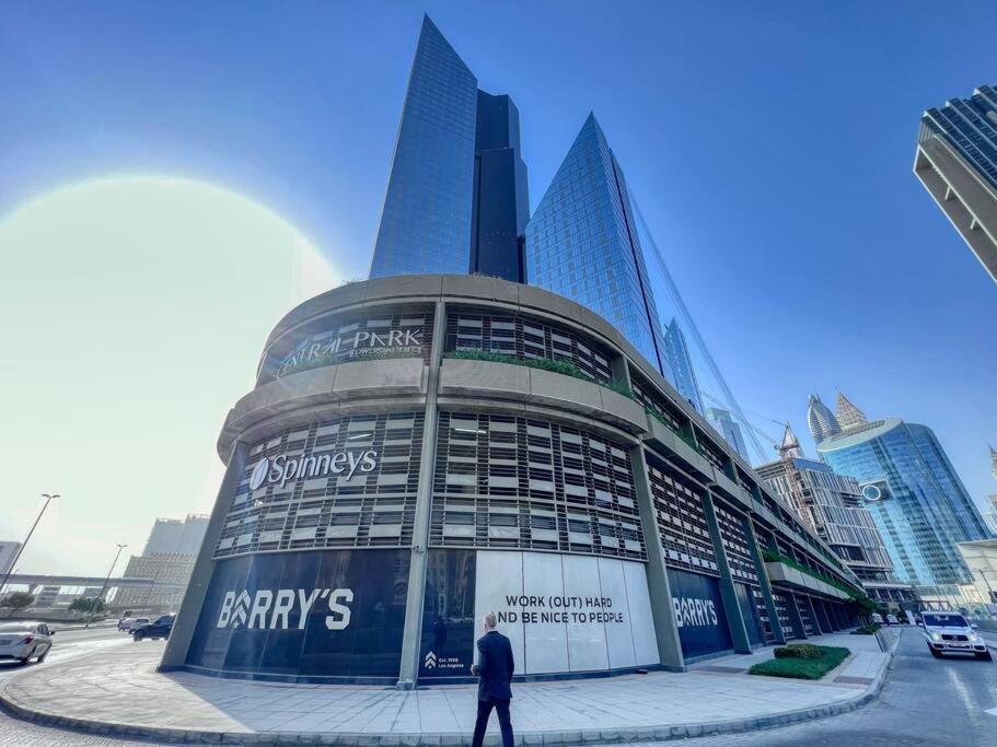 First Class 1br Luxurious Difc Retreat