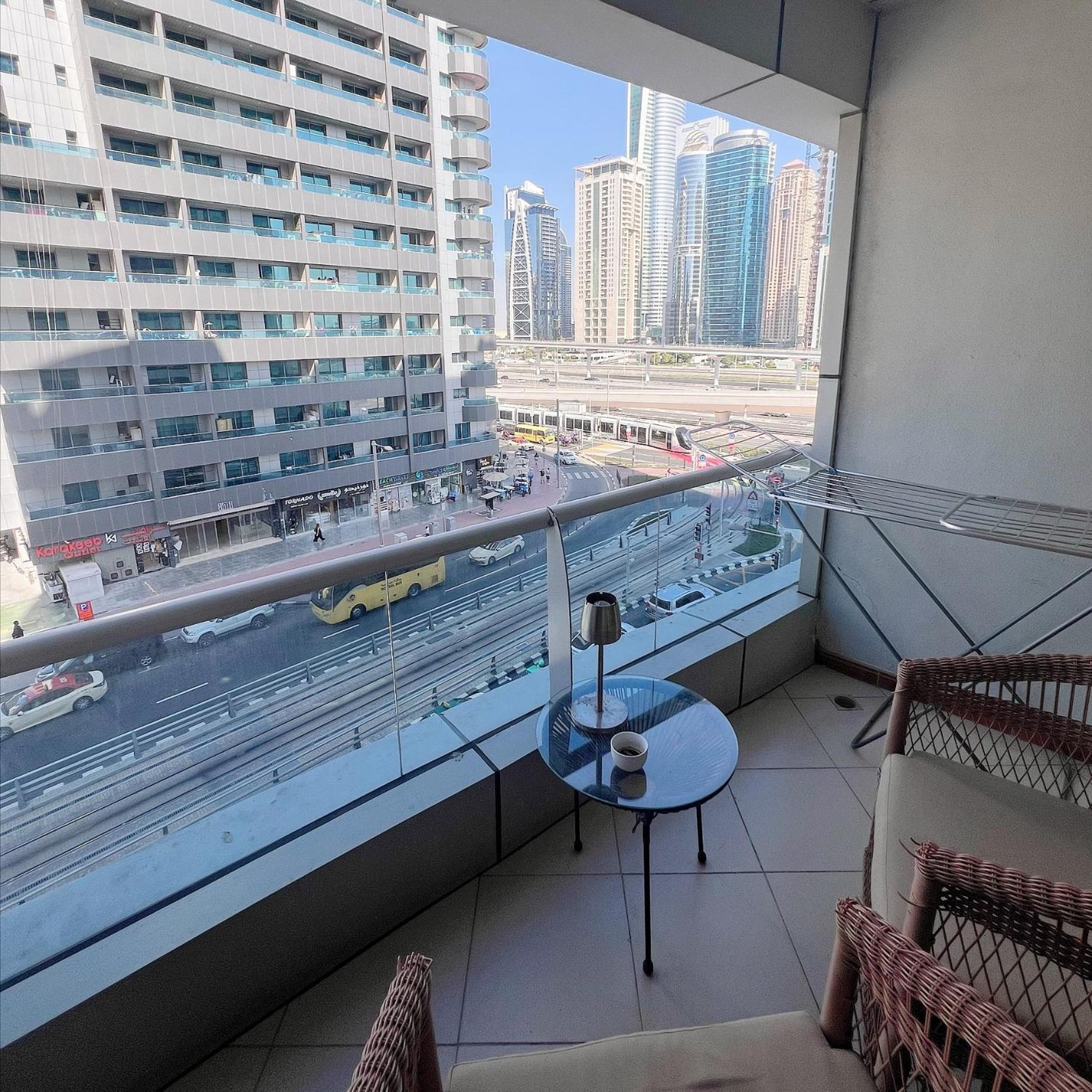 Fully Furnished Marina View - 1 Bedroom * Dubai