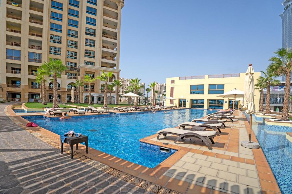Stylish 3-bedroom In Palm Jumeirah * Dubai
