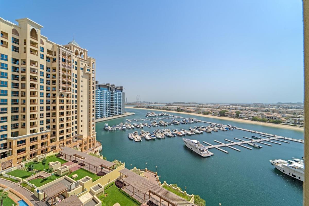 Stylish 3-bedroom In Palm Jumeirah Dubai