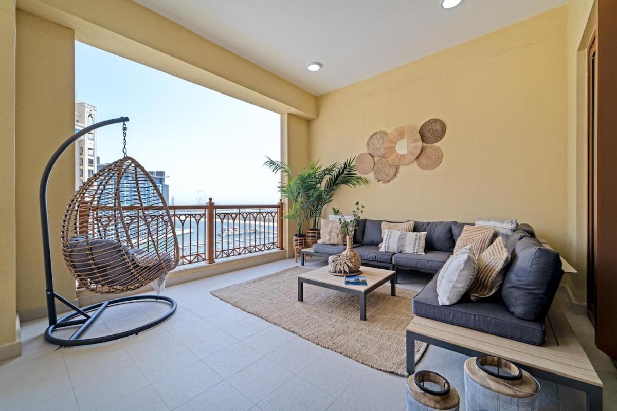 Stylish 3-bedroom In Palm Jumeirah Holiday home *