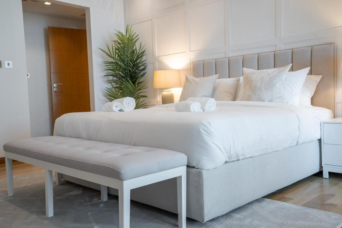 Stylish 3-bedroom In Palm Jumeirah Holiday home Dubai