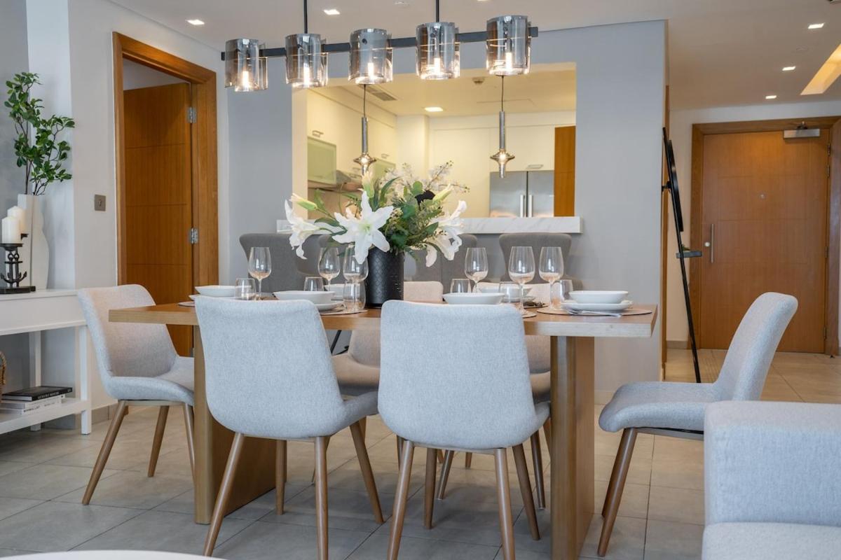 Stylish 3-bedroom In Palm Jumeirah Holiday home Dubai