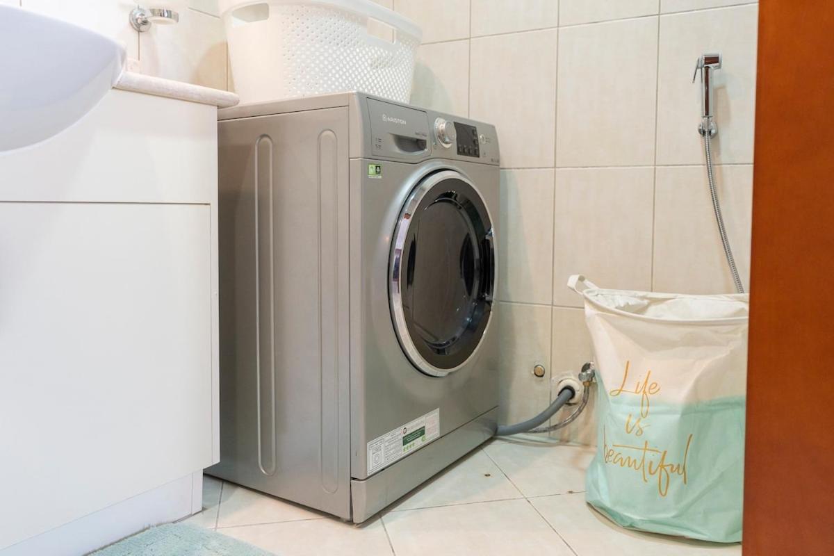 Cozy 1-bedroom For 5 In Motor City! Dubai