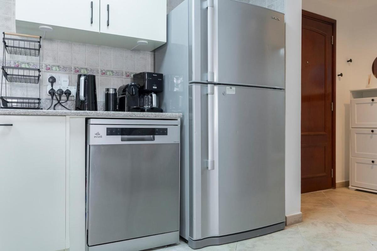 Cozy 1-bedroom For 5 In Motor City! Apartment