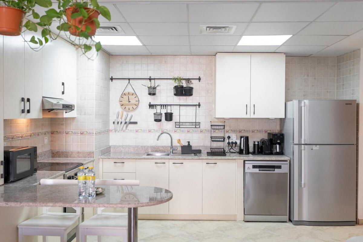 Cozy 1-bedroom For 5 In Motor City! *