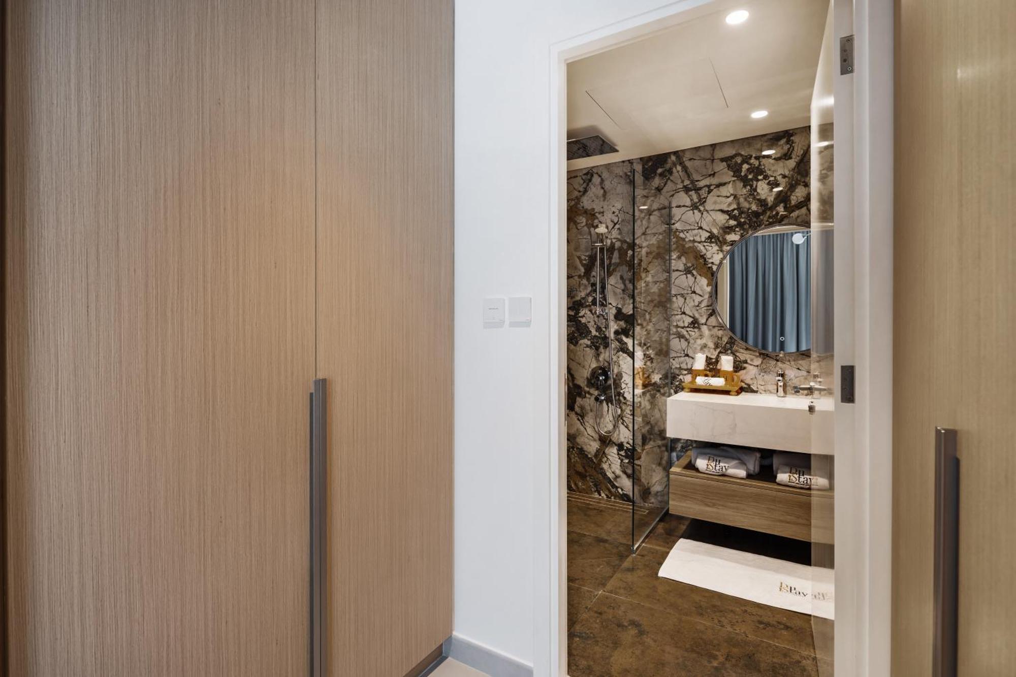 Luxury, Spacious In Creek Harbour - By Dustay Apartment