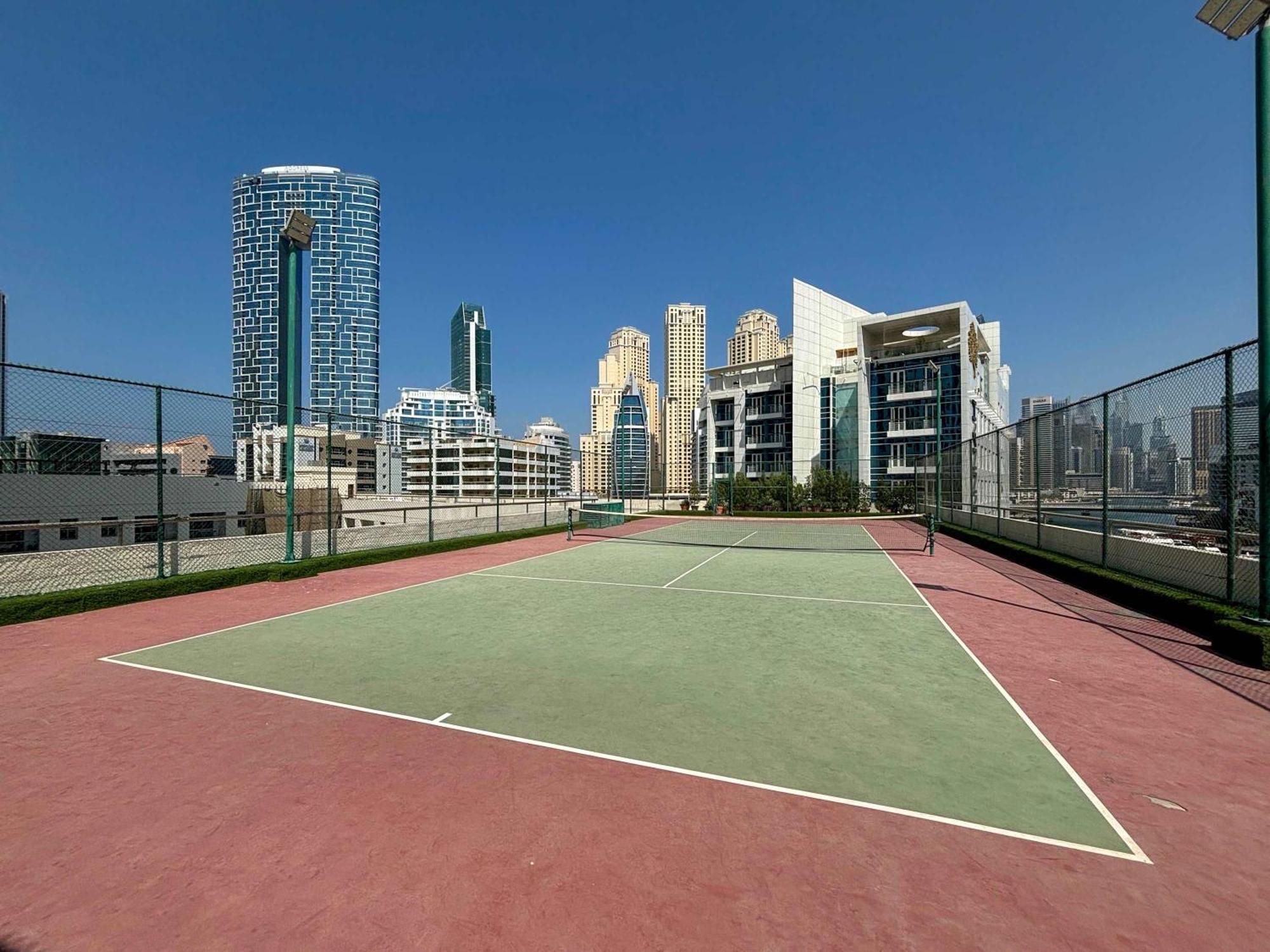 Apartment Frank Porter - Dec Tower 3 *