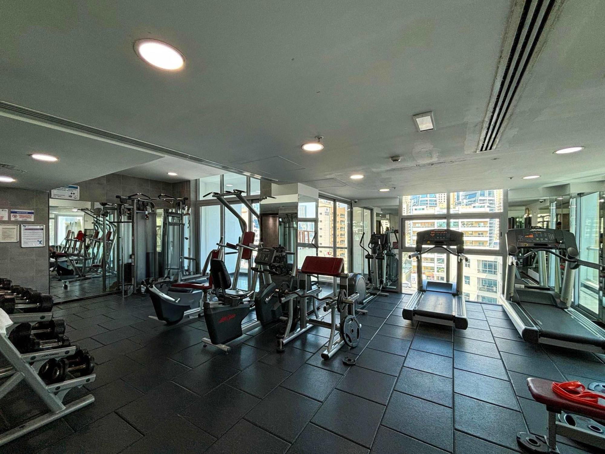 Apartment Frank Porter - Dec Tower 3 *