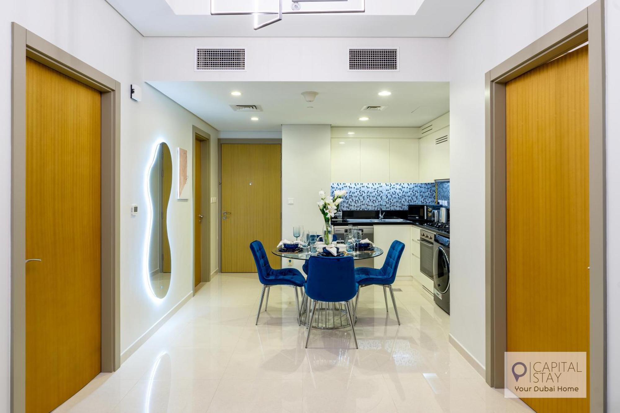 Capital - 2 Bed In Business Bay Apartment *